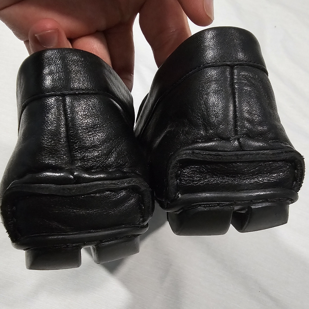 Prada Black Loafers Luxurious Slip-Ons - Picture 6 of 9